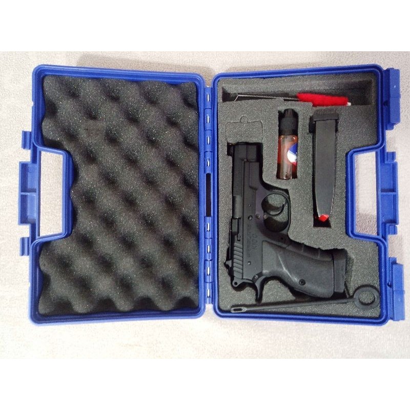 Bir kez bile ateş edilmemiş ilk günkü gibi tertemiz Sarsılmaz K10C