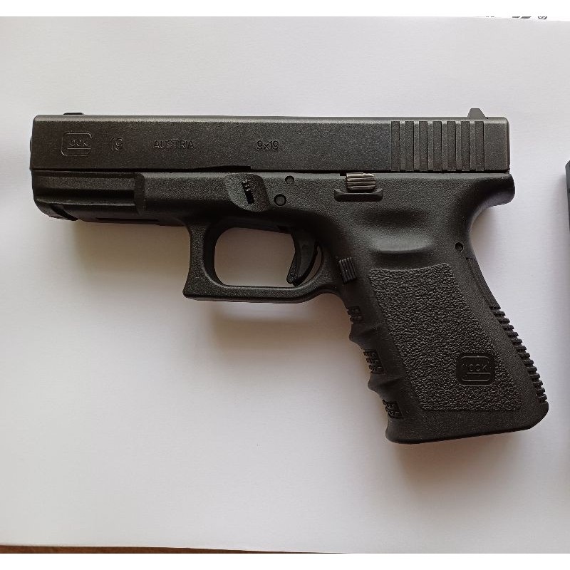 Glock 19