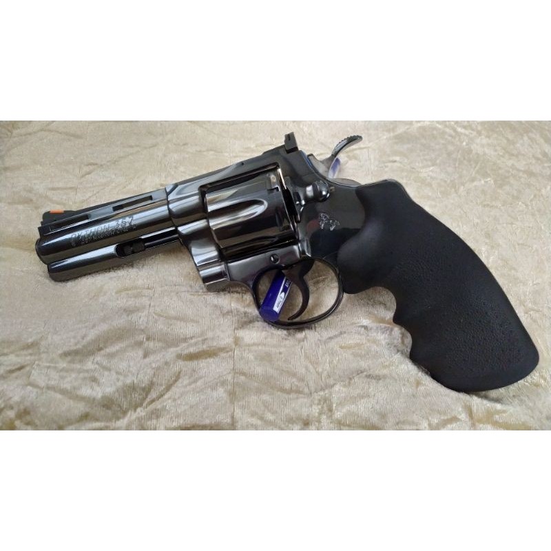 Colt phyton