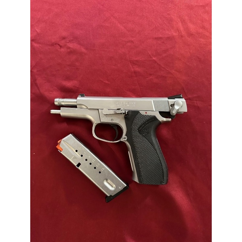 Smith & Wesson 5906
