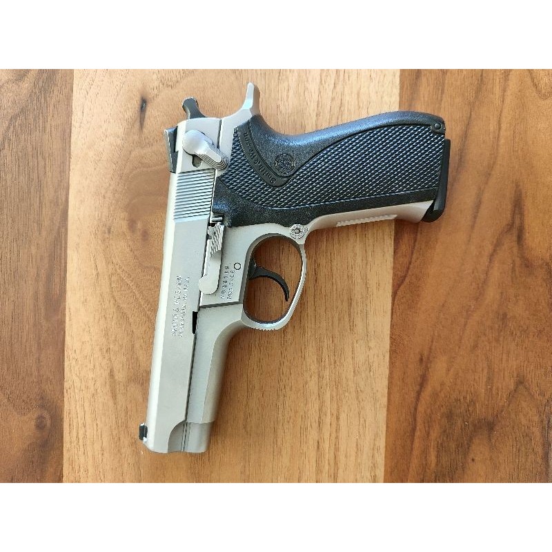 KAMU PERSONELİNDEN SMİTH WESSON 5906