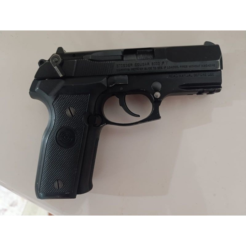 Memurdan temiz tabanca