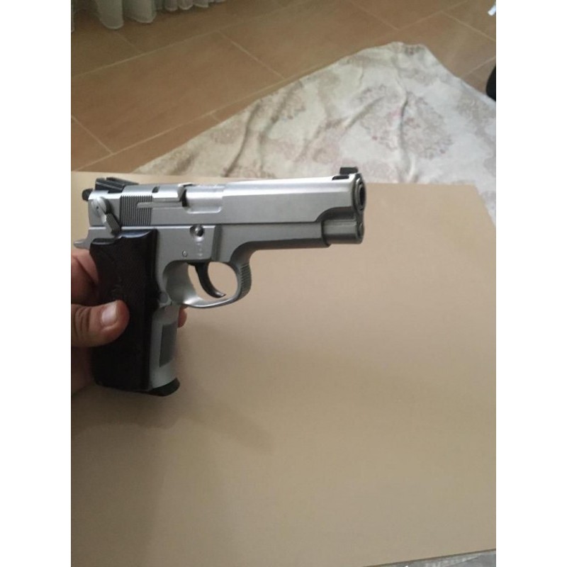 Smith Wesson 5906 Efsane