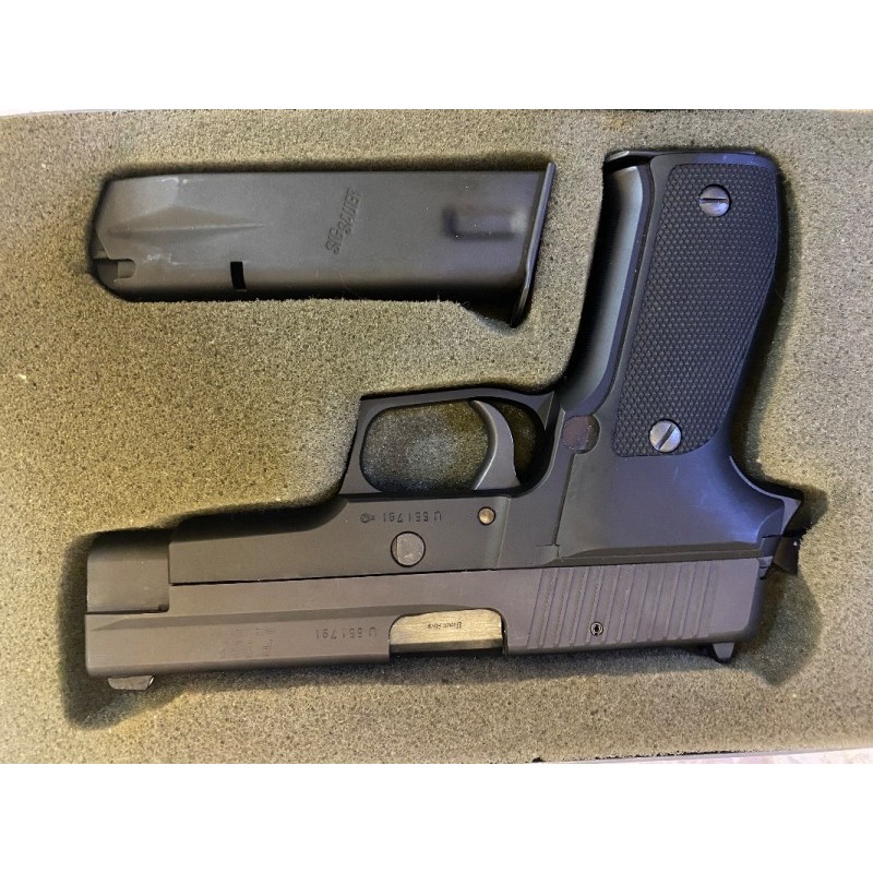 Emekli askeri personelden P226