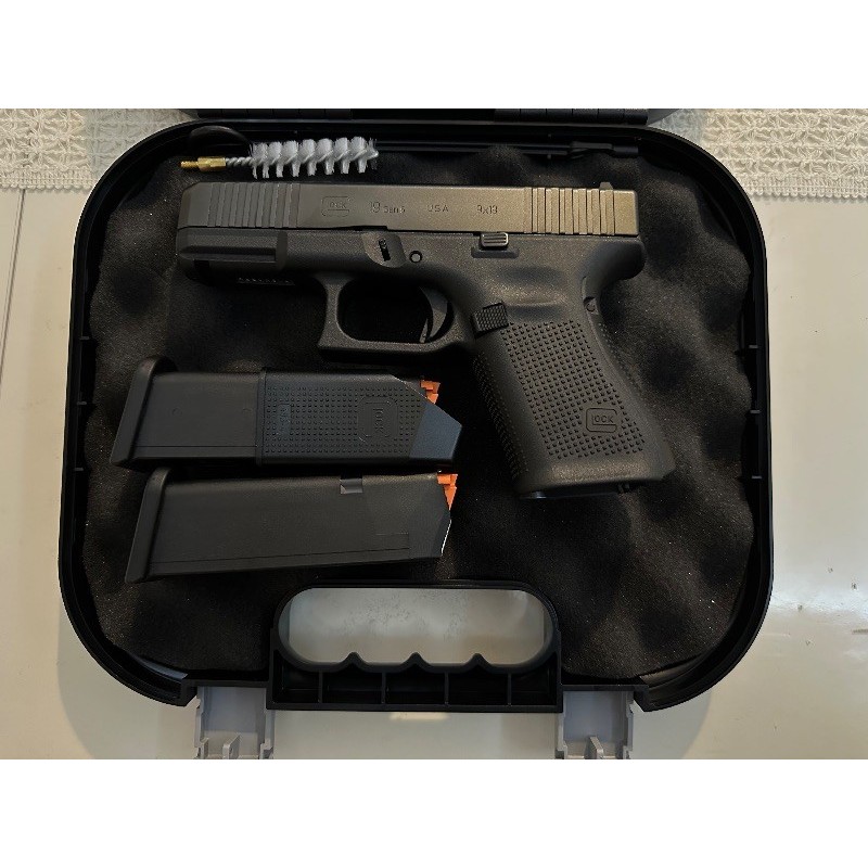100. YIL TURK SERİ NO’LU GLOCK 19 GEN5 BAYRAKLI MODEL