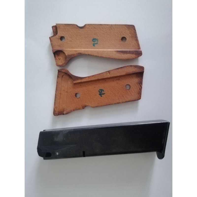 Beretta f92 için 20 li şarjör ve ahşap kabze kapağı