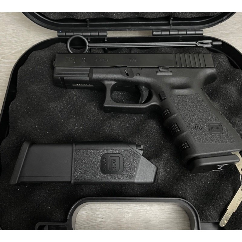 SIFIR ANAHTARLI GLOCK GEN 3 AVUSTURYA
