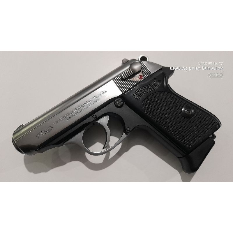 JAMES BOND - WALTHER PPK