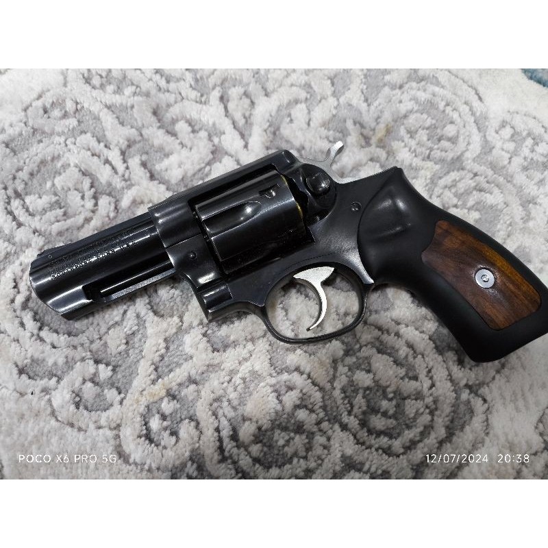 RUGER GP 100