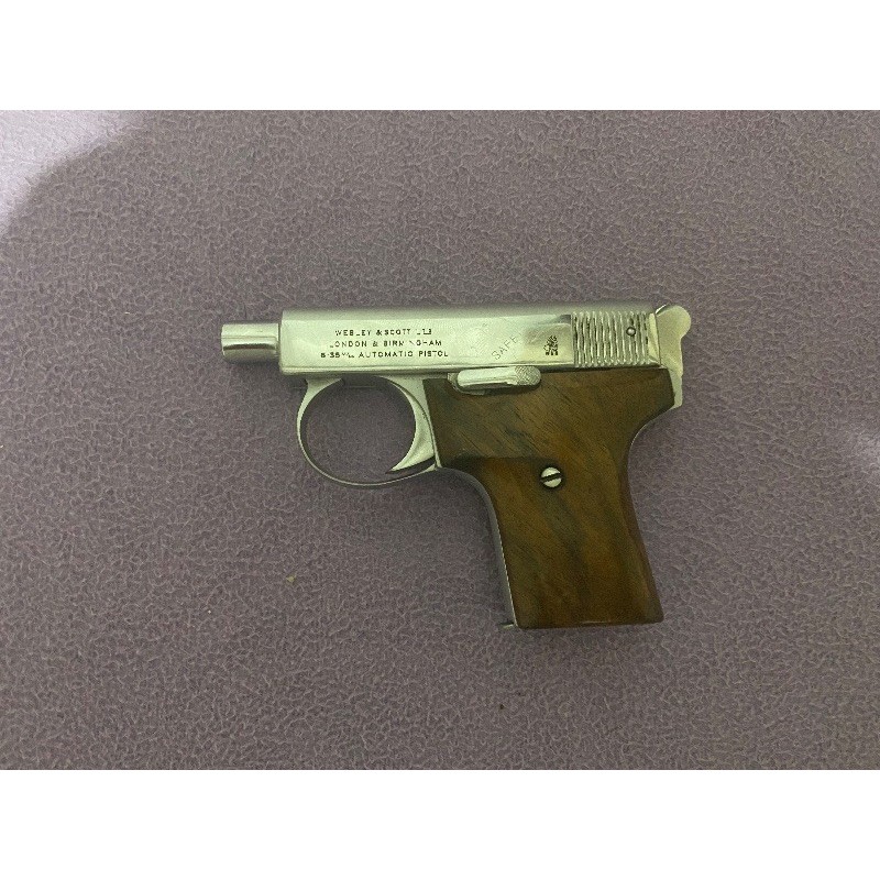 Kamu görevlisinden  6.35 webley Scott