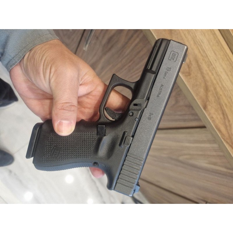 GLOCK 19 GEN4 HATASIZ KAMU PERSONELİNDEN