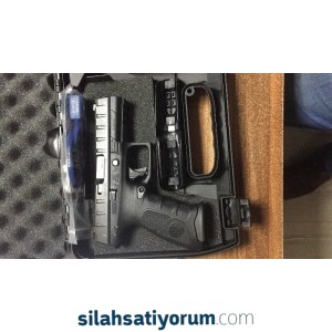 BERETTA APX