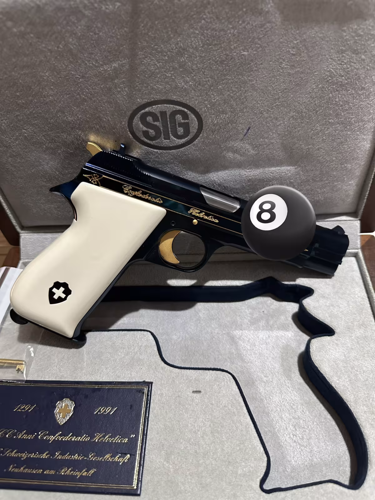Sig p 210 blue helvetica