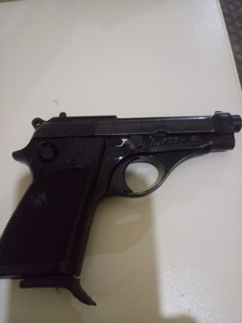 Polisten satılık orjinal baretta