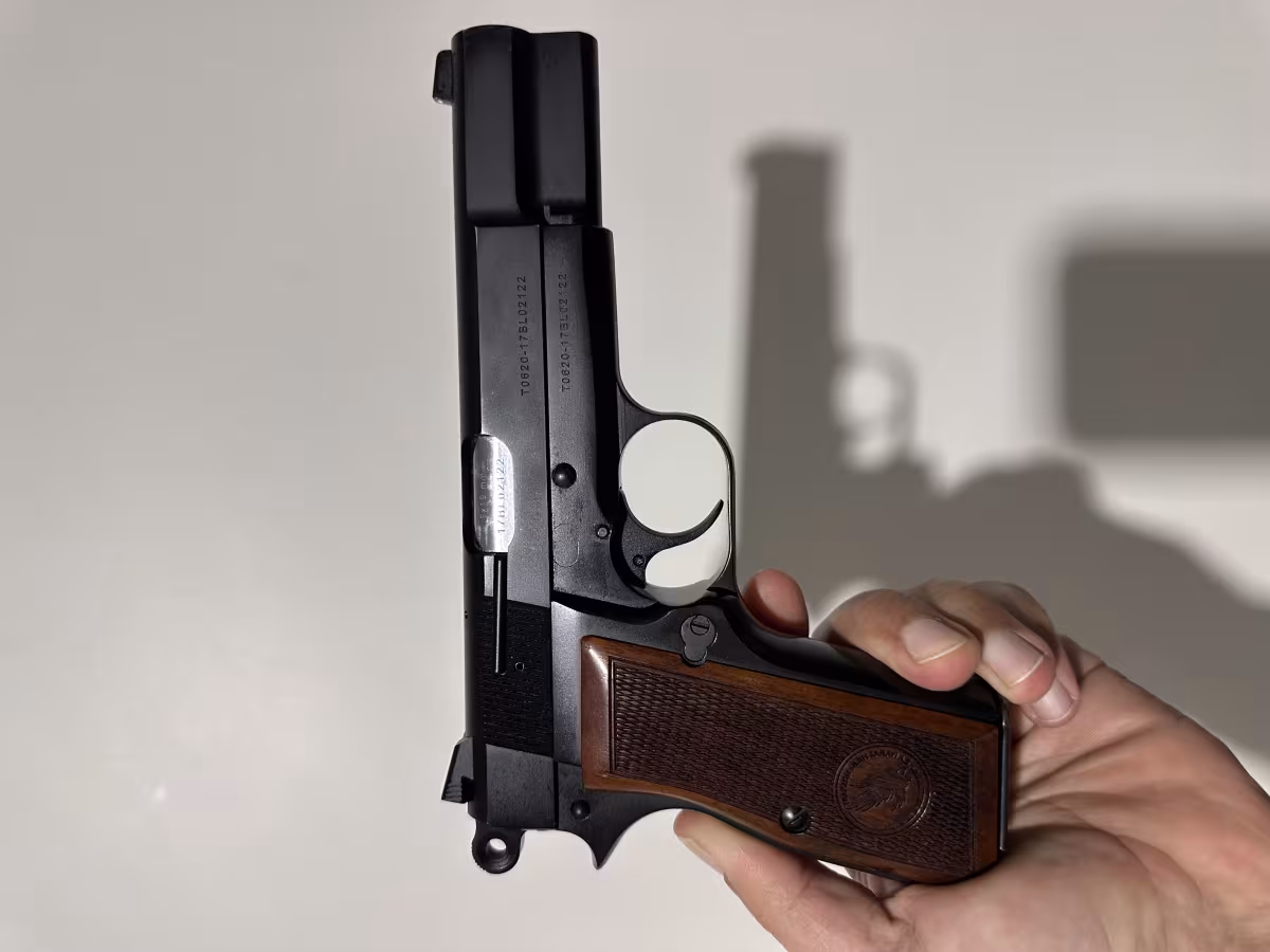 Kamu Görevlisinden tişas ZİG 14