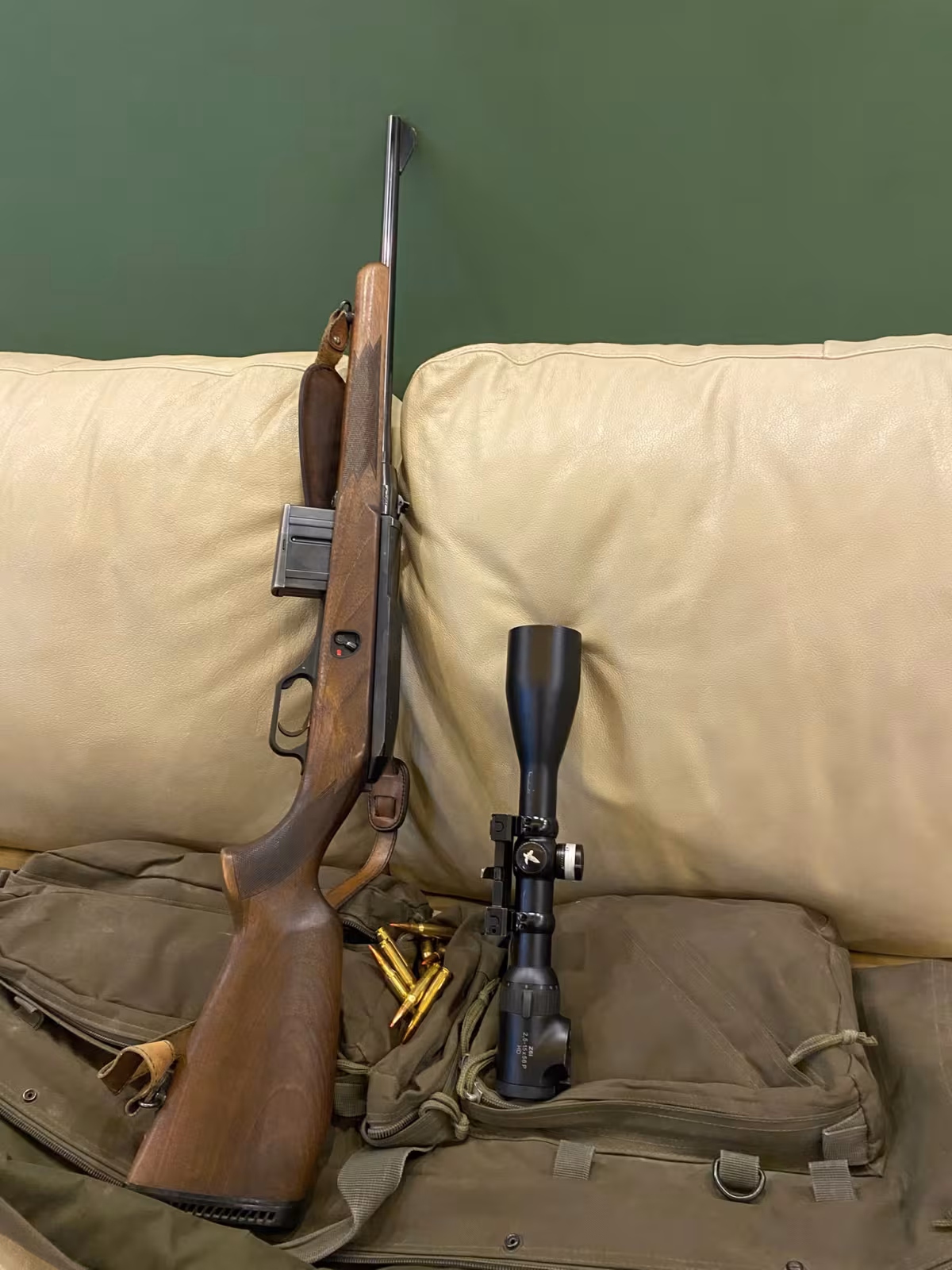 HK 770
