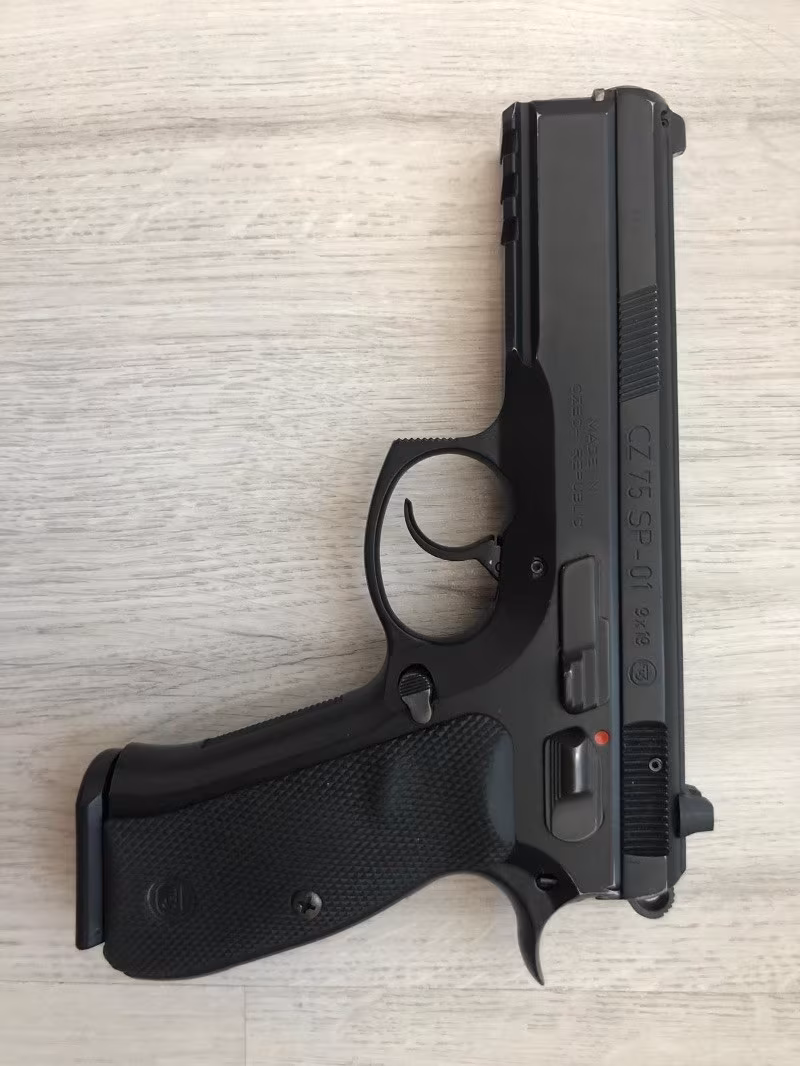 Cz 75 SP-01 Kamu Görevlisinden