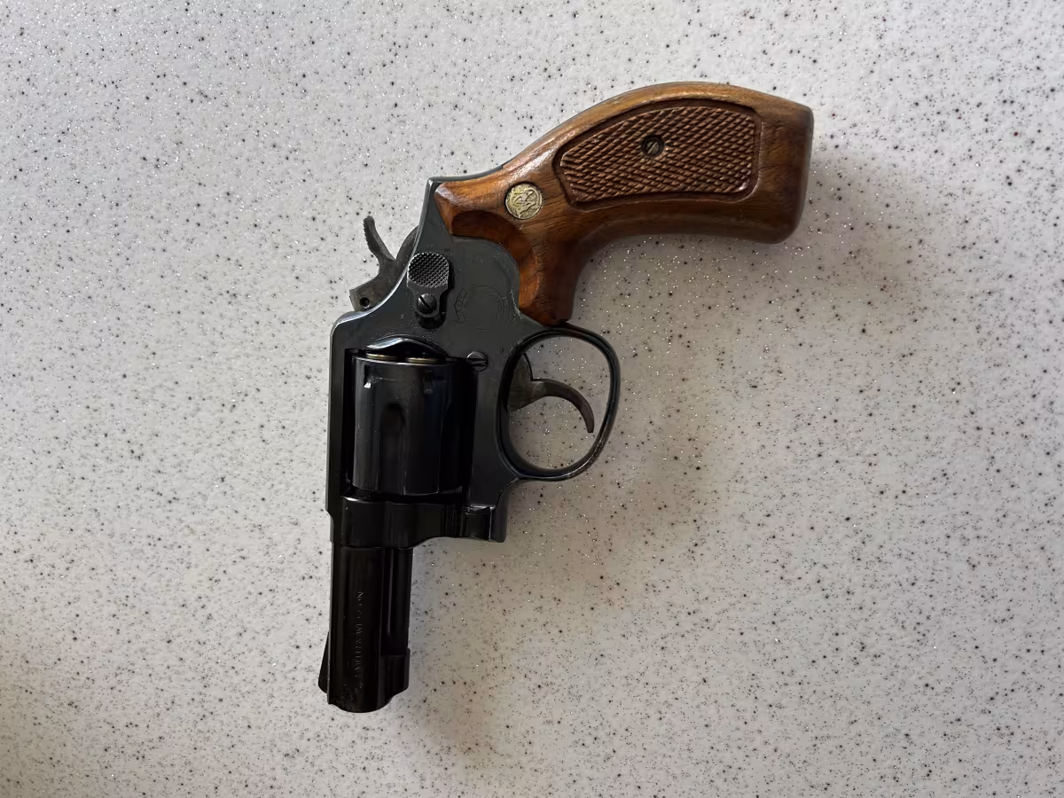 SMITH WESSON MODEL 10
