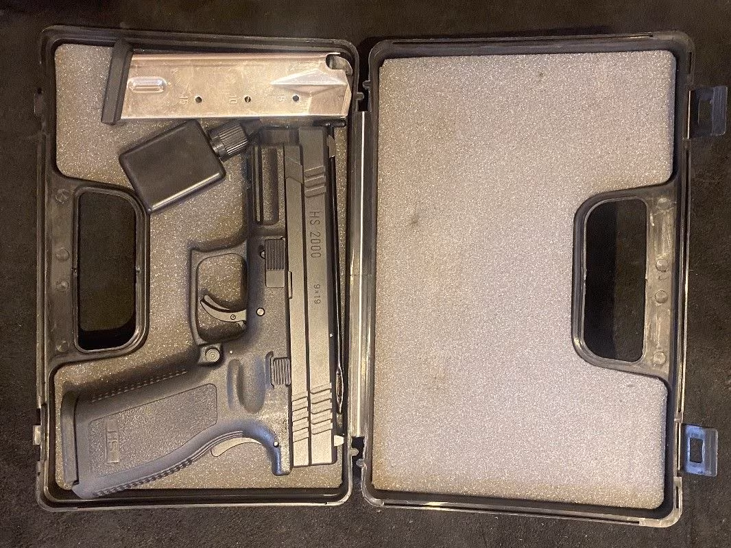 Hs 2000 9 mm sıfır kutusunda