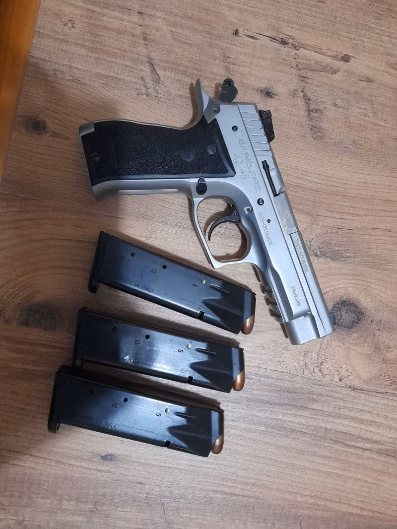 Satlık sarsılmaz k45 metal renk 6.500 tl