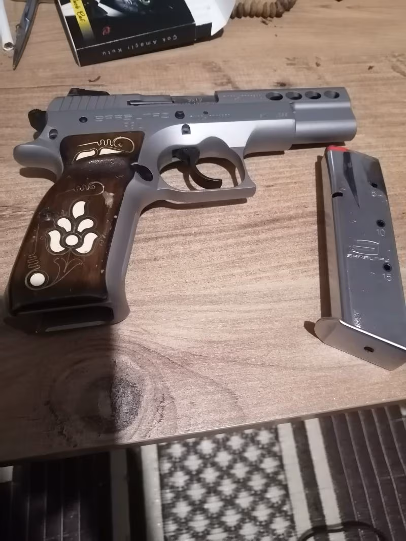 Sarsilmaz  p8l