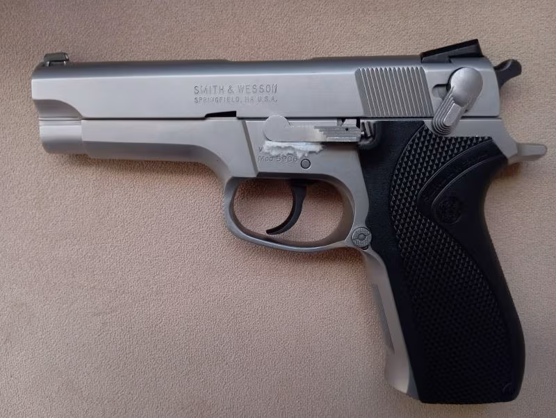 Hatasız Sıfır ayarında Smith Wesson MOD 5906