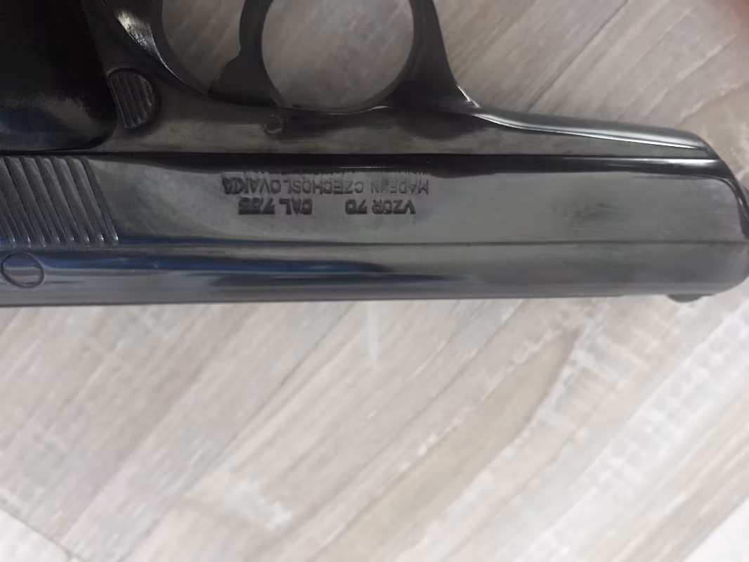 EMEKLİ ASTSUBAYDAN TERTEMİZ ÇOK AZ KULLANILMIŞ ÇEK VİZÖR