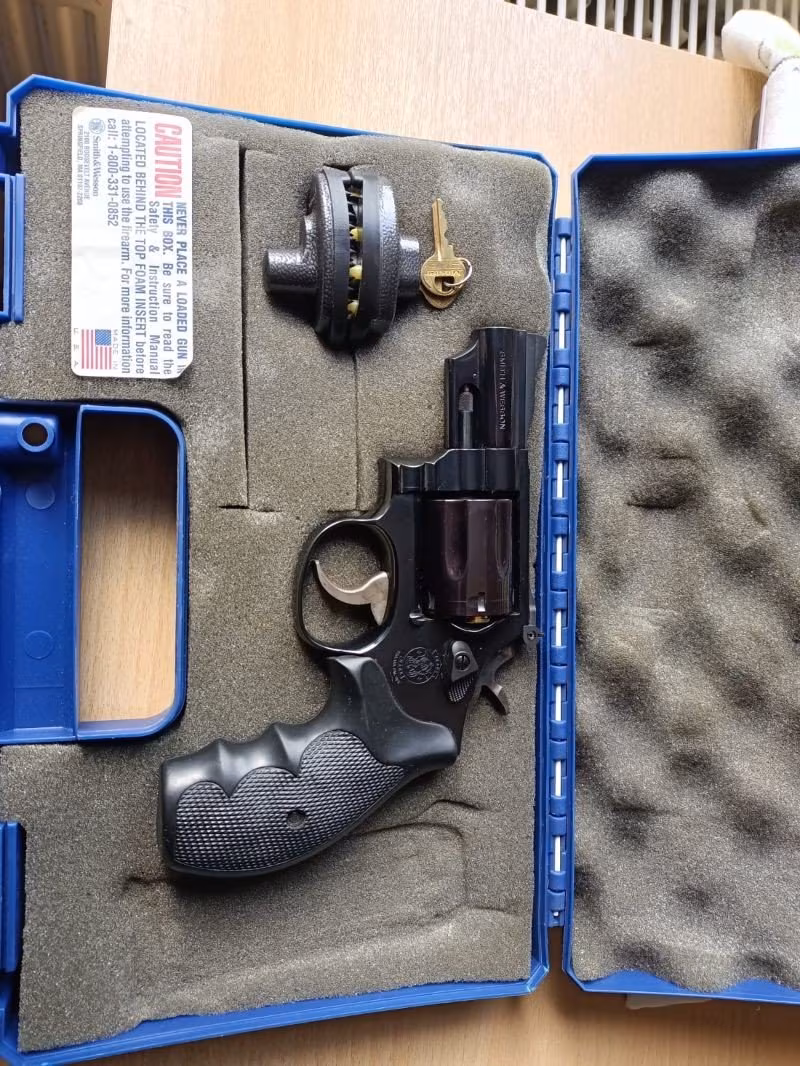 EMEKLİ ASTSUBAY DAN SATILIK 357 MAGNUM SMİTH WESSON TABANCA