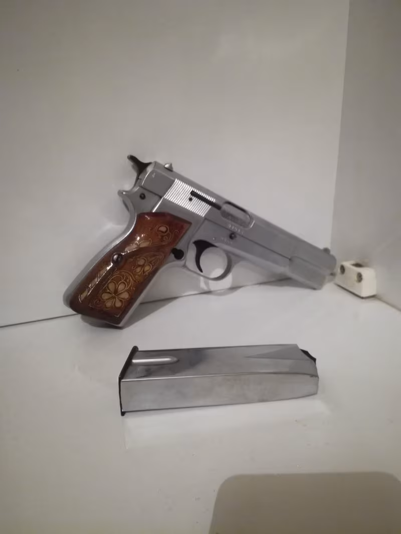 Emekli Polisten Browning 14 lü Krom Kaplama 9 mm