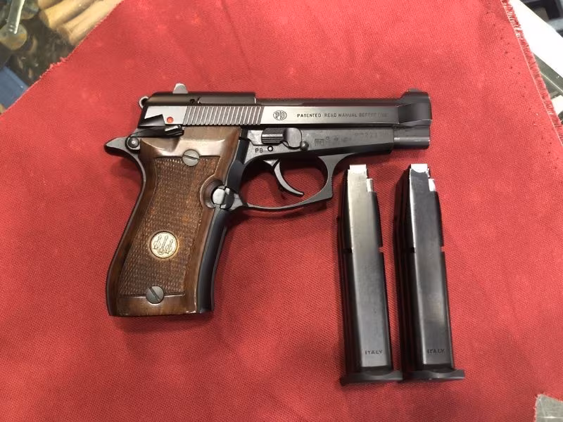 BERETTA F81 12+1 7.65 2 ADET ORJİNAL ŞARJÖR VE ORJİNAL KUTU SIFIR AYARINDA