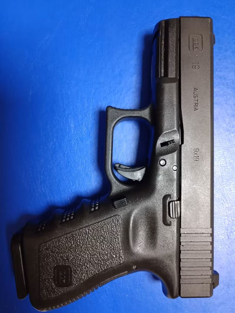 GLOCK 19