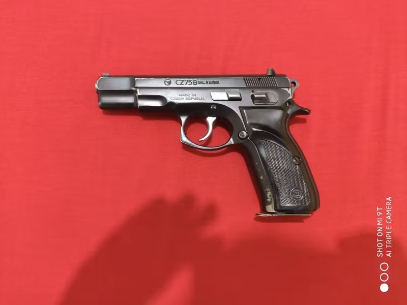 Emekli Polisten Satılık CZ 75B