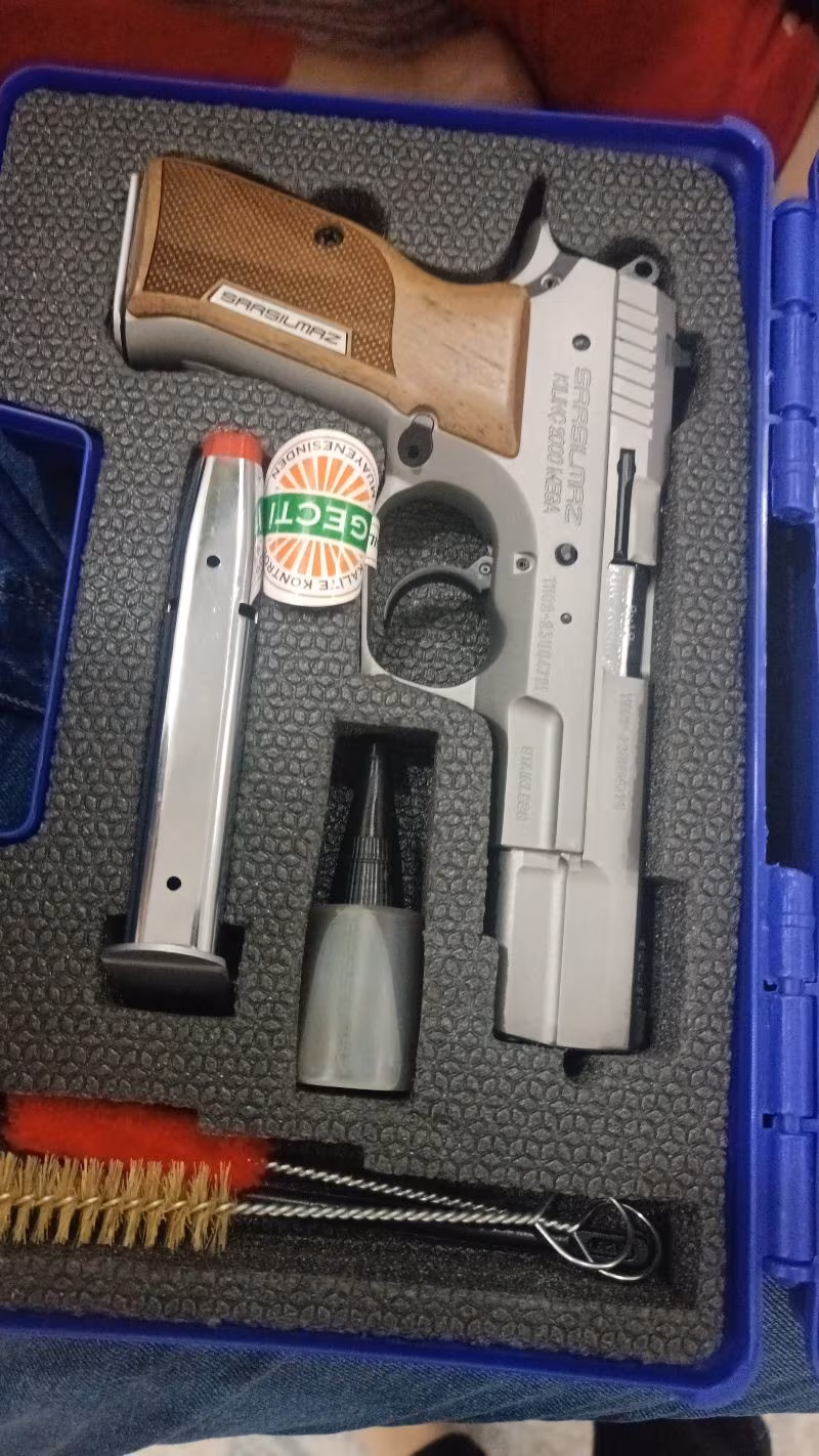 Kamu Görevlisinden Hiç Kullanılmamış