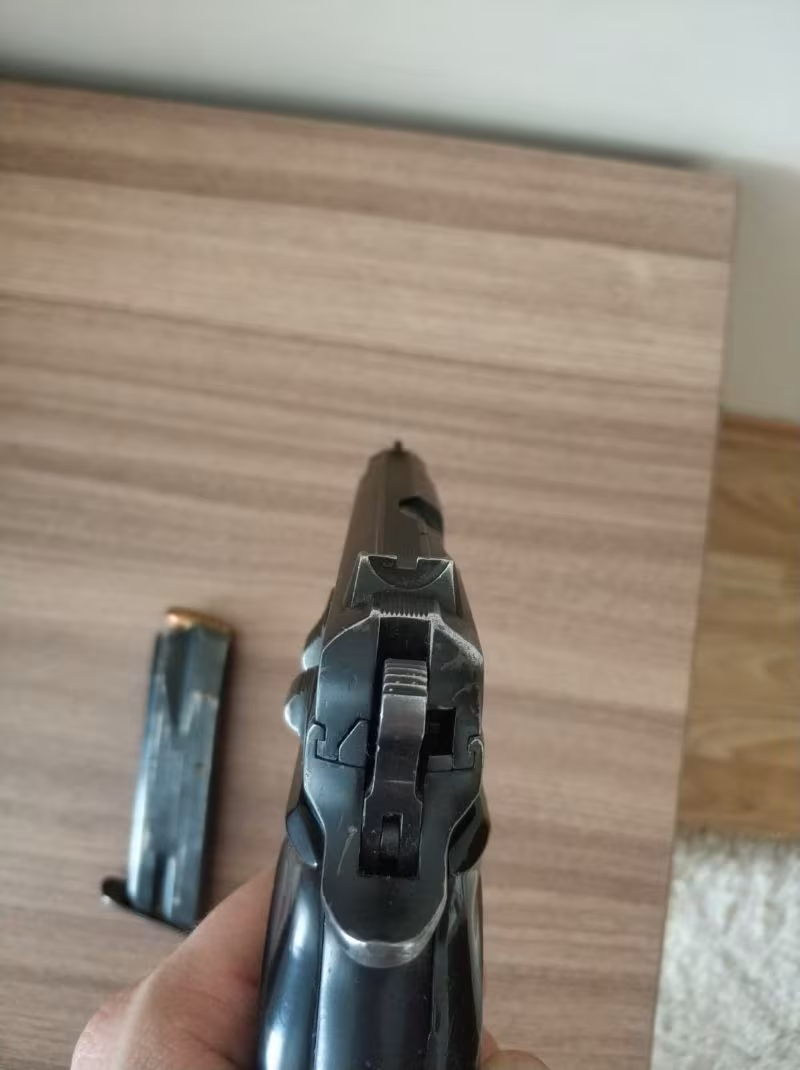Emekli Polisten uygun fiyata CZ 75 B Serisi (2 Şarjör)