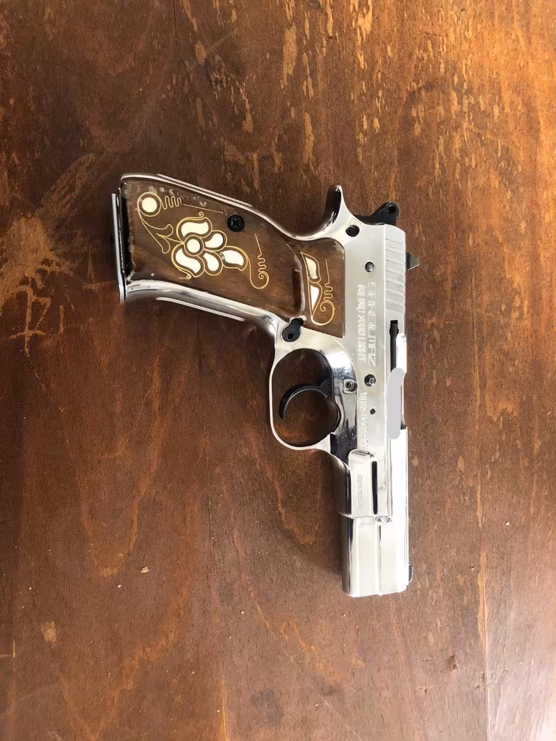 Askeri personelden kılınç 2000 light