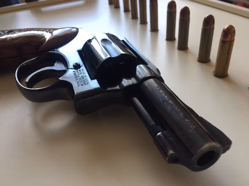 Daha temizi yok orjinal 38 lik 9,65  simith weson