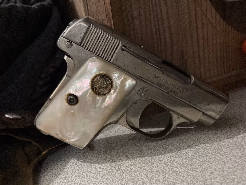 COLT POCKET  6.35mm