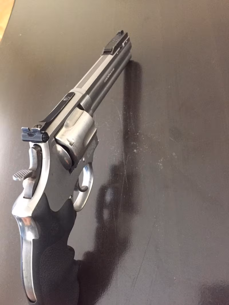 Smith&Wesson R 686-4 6'İNÇ 100/200/300/400 metre Dereceli 3.57 MAĞNUM/.38/9.65 mm