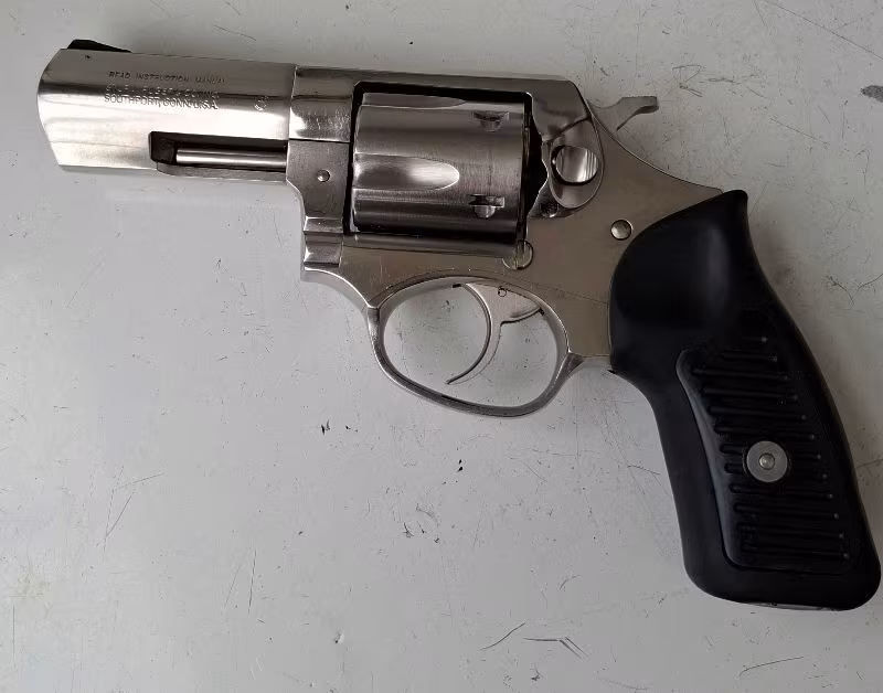 Emekli askeri personelden ruger sp101 38 cal