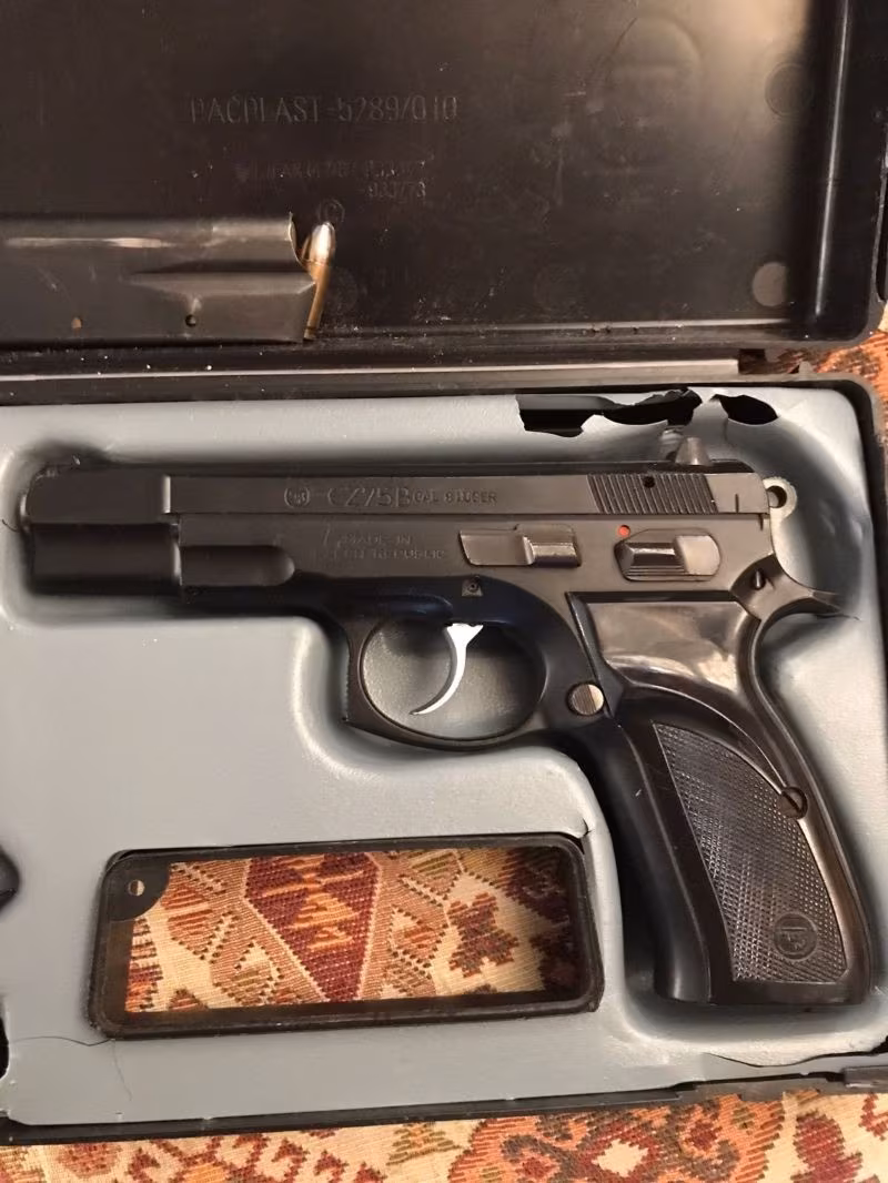 CZ 75 POLİS SİLAHİ