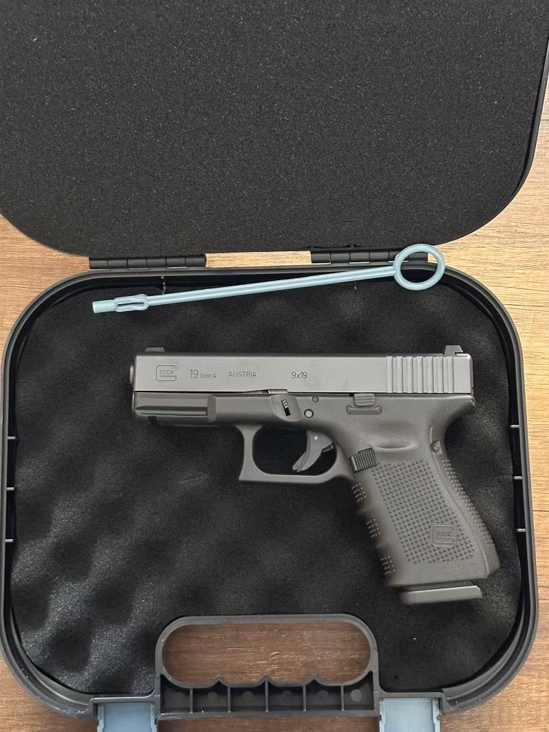 GLOCK 19 4 KAMU PERSONELİNDEN HATASIZ