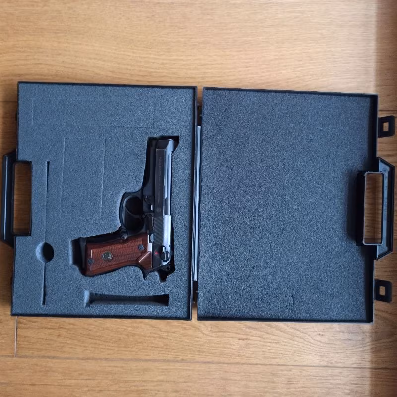 Çok Temiz Az kullanılmış Beretta 92 fs orijinal ithal