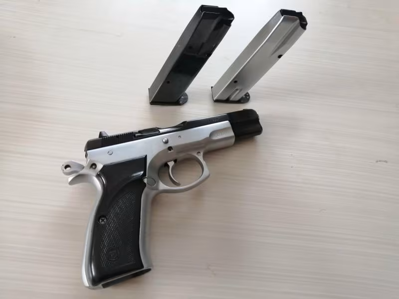 Memurdan temiz cz-75b 150 atış yapıldı sadece