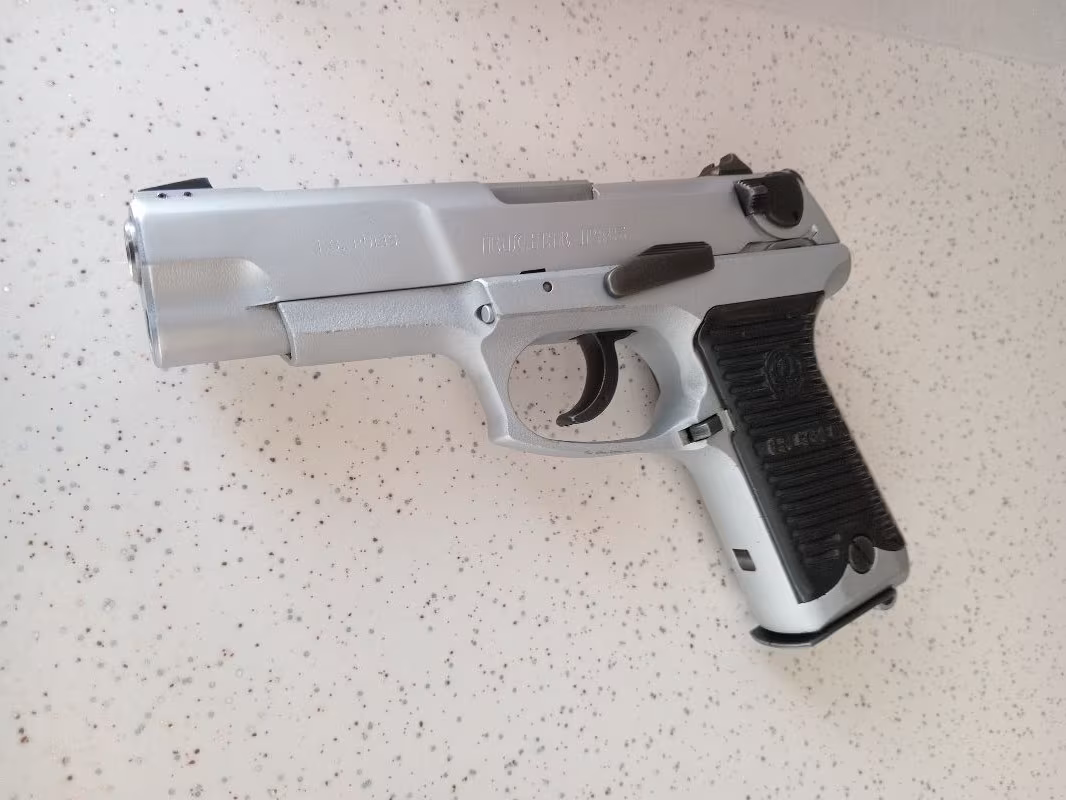 Emekli polisten çok temiz ruger tabanca