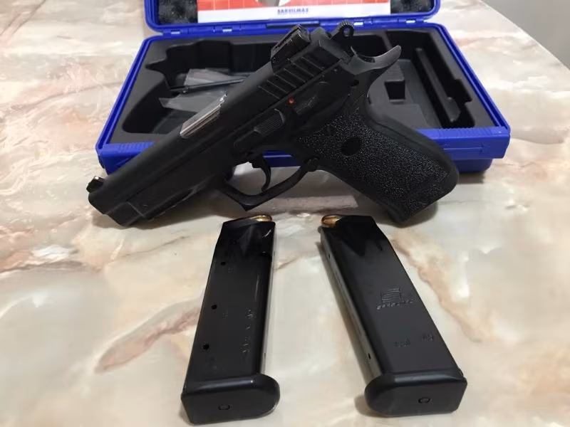 Satilik bulundurma ruhsatlı k2 45 sarsılmaz tabanca