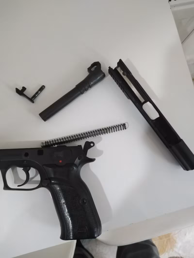 Satılık kılıç 2000