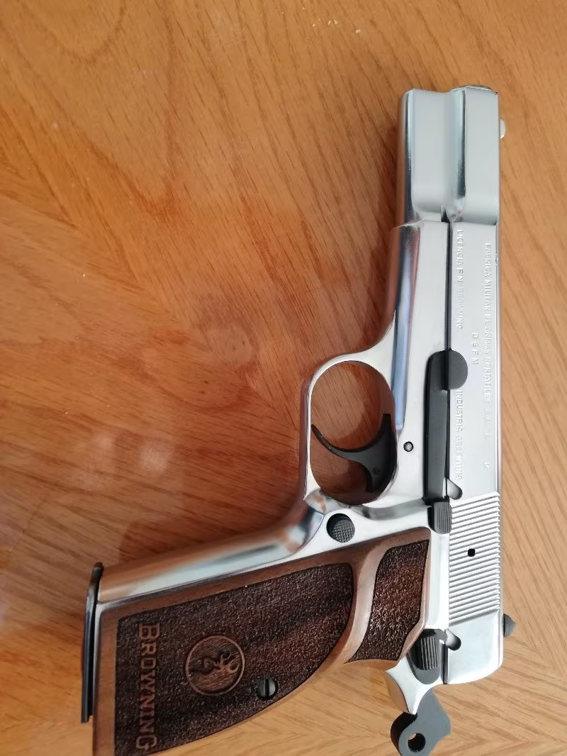 Polis silahı 14 lü browning