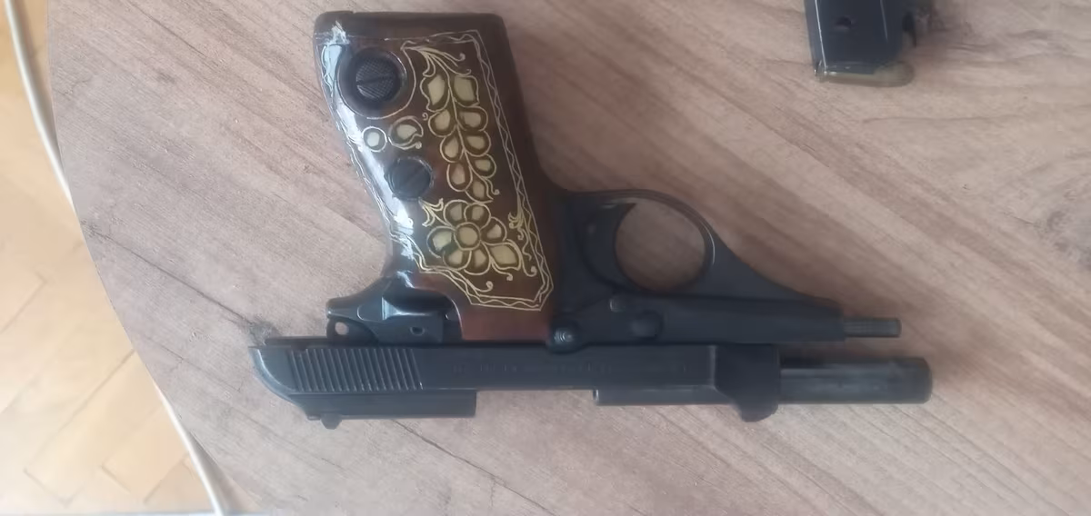Pietro beretta bardone pb mod 70
