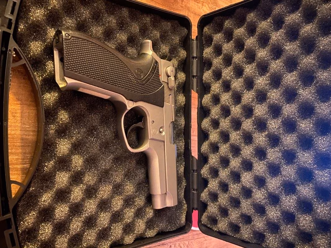 ÇOK TEMİZ SMİTH WESSON 5906
