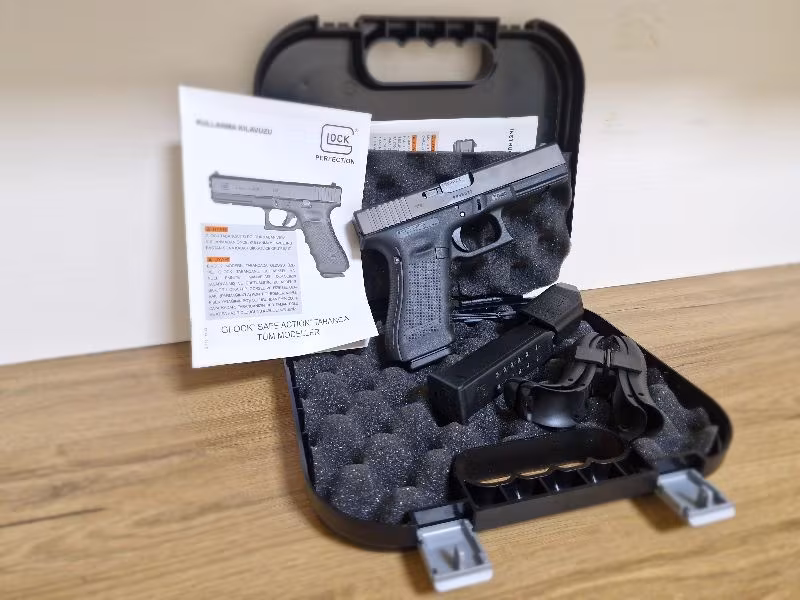 SIFIR KULLANILMAMIŞ GLOCK 17